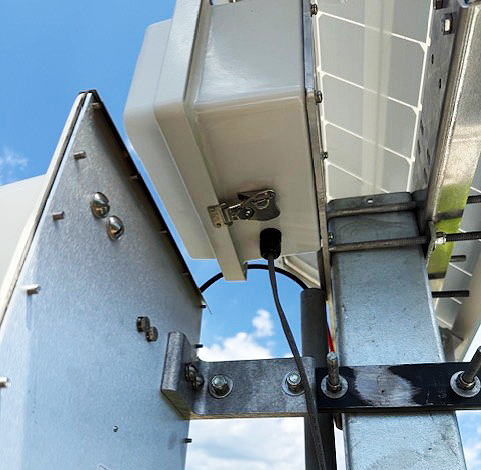 File:Radar from below.jpg
