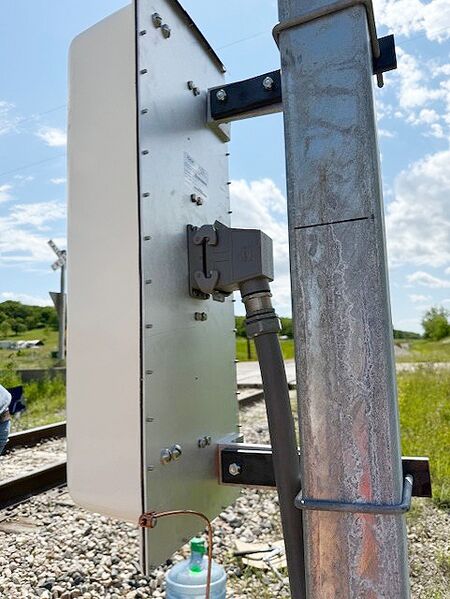 File:Antenna backside.jpg